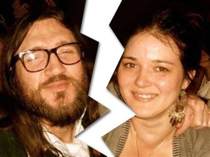 Unveiling The Mystery: Is John Frusciante Married?